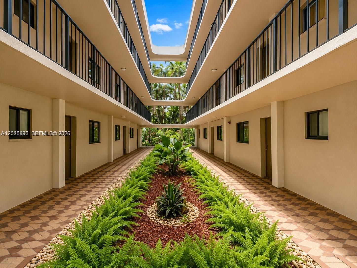 8400 Southwest 133rd Avenue Road, Unit 121 Miami, FL 33183 - Photo 4 of 43 a view of a back yard of the house