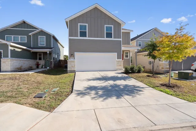 $1,825 | 222 Jaycen Lane, New Braunfels, TX 78130