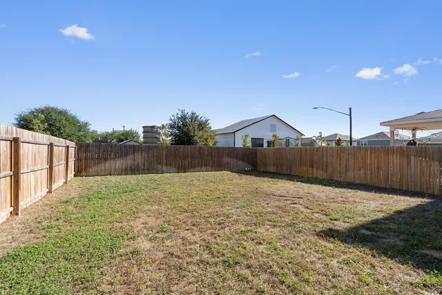$1,825 | 222 Jaycen Lane, New Braunfels, TX 78130