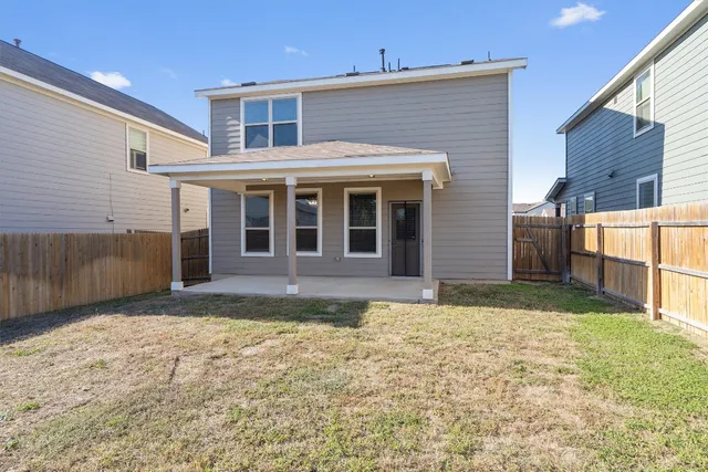 $1,825 | 222 Jaycen Lane, New Braunfels, TX 78130