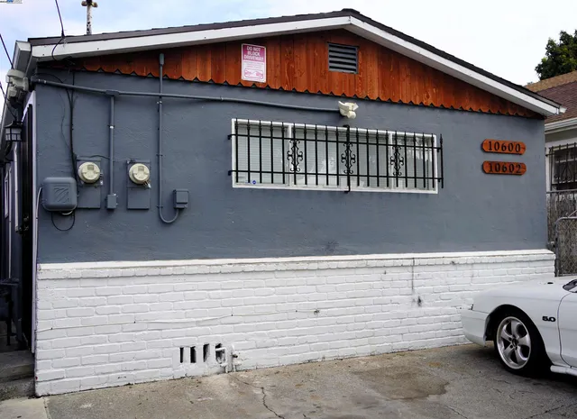a view of a car garage
