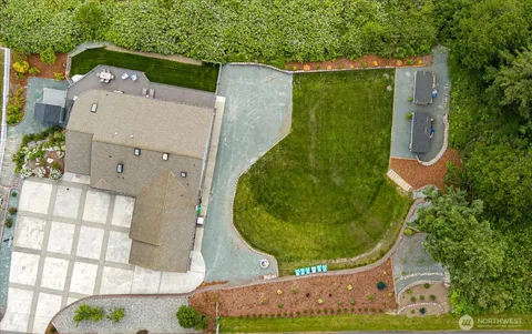 $1,495,000 | 2060 Southwest Scenic Heights Street, Oak Harbor, WA 98277