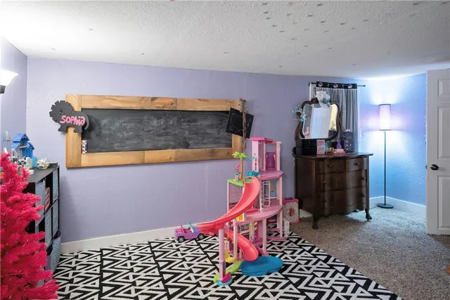 $225,000 | 605 East 2nd Street, Dearborn, MO 64439