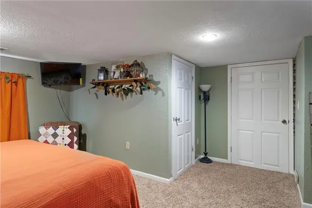 $225,000 | 605 East 2nd Street, Dearborn, MO 64439