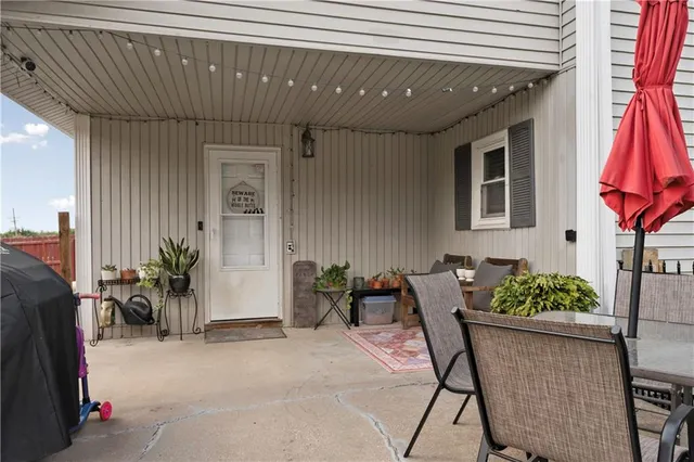 $225,000 | 605 East 2nd Street, Dearborn, MO 64439