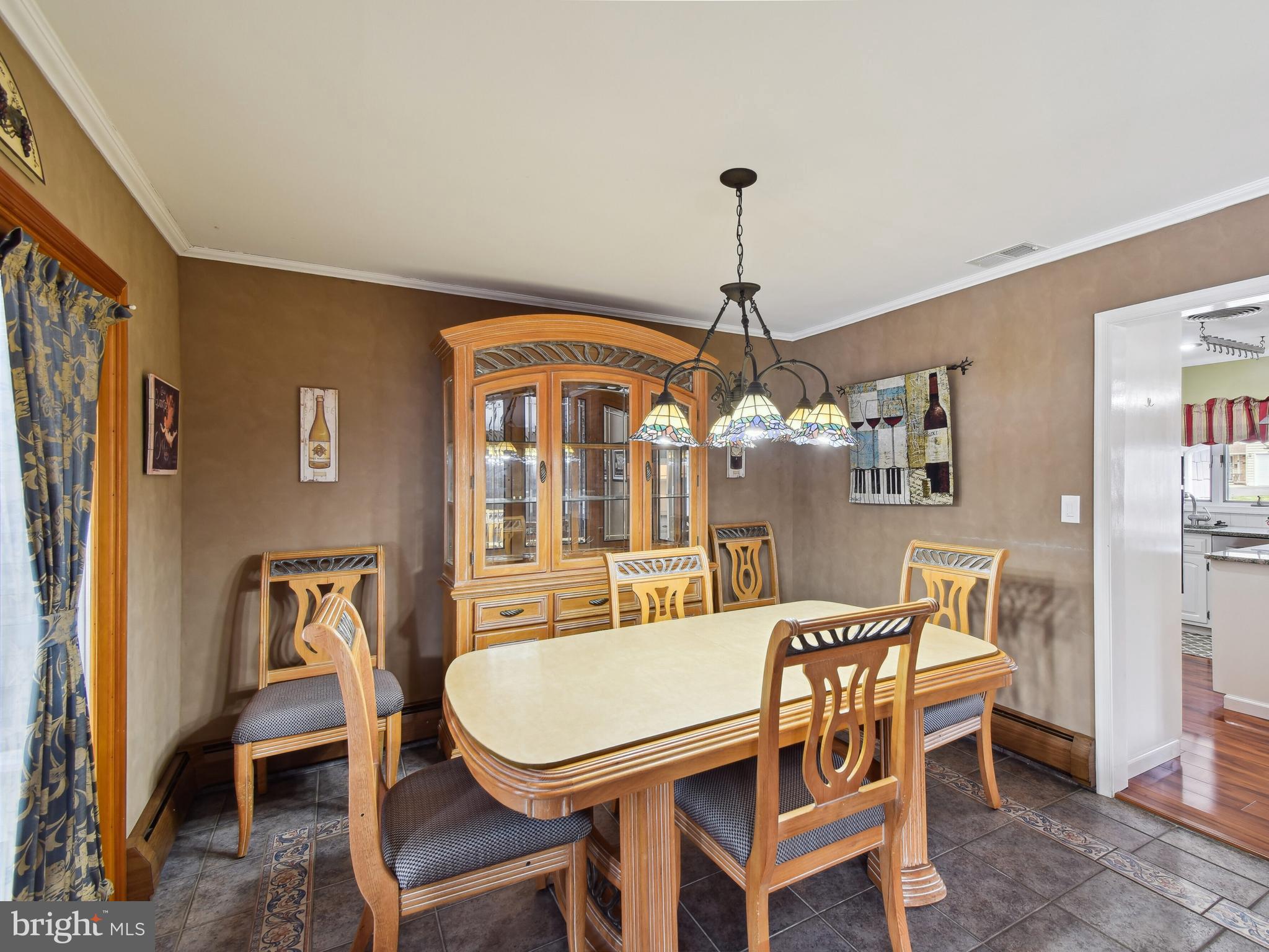 7 Round Hill Road Levittown, PA 19056 - Photo 11 of 68 Dining Room