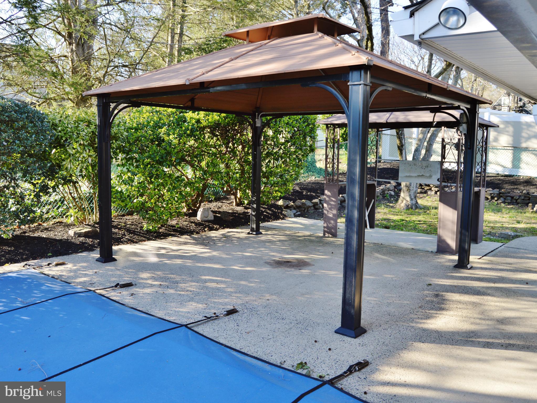 7 Round Hill Road Levittown, PA 19056 - Photo 57 of 68 Gazebos