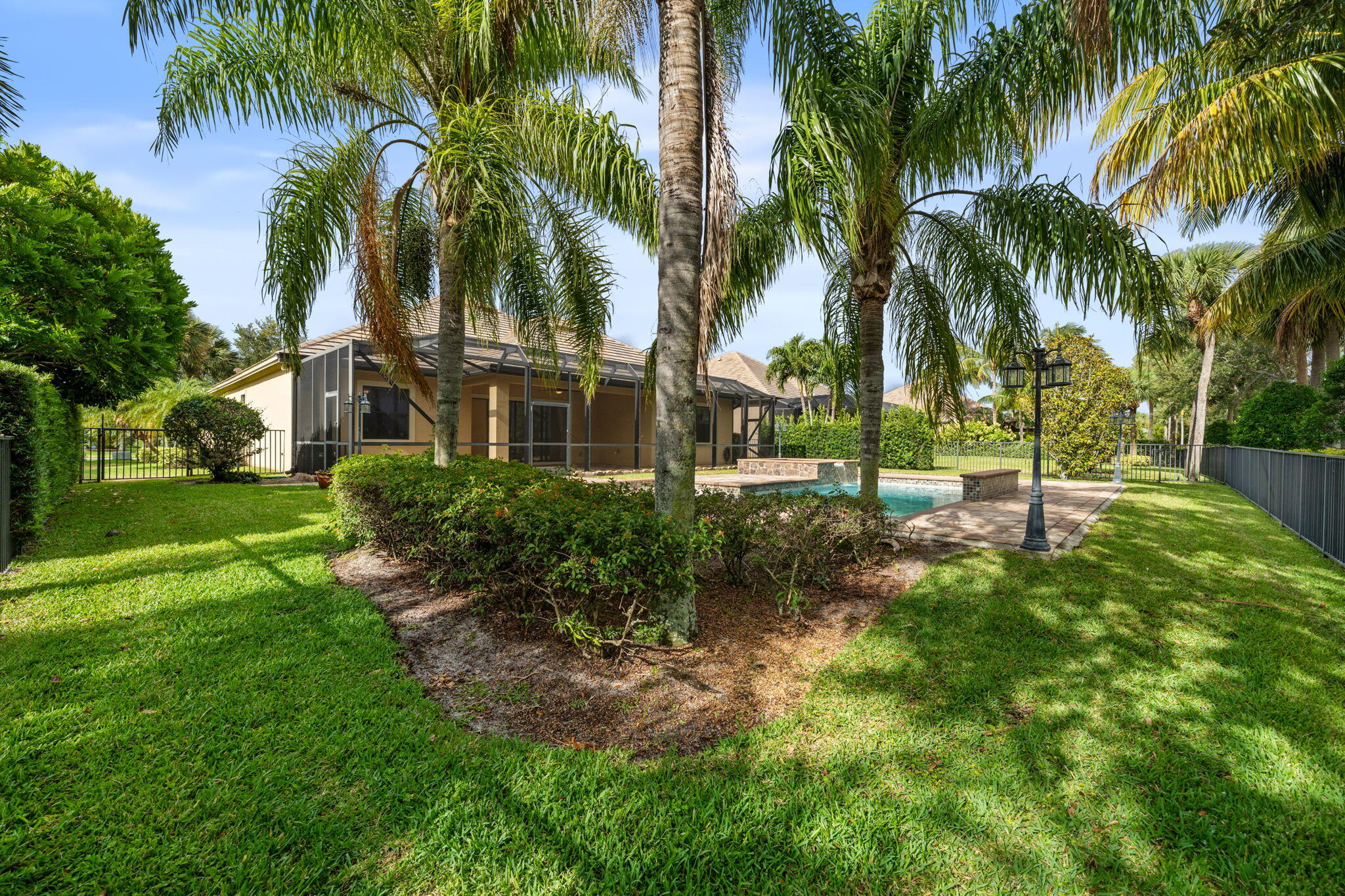 10765 Pisa Road Wellington, FL 33414 - Photo 54 of 61 Rear view