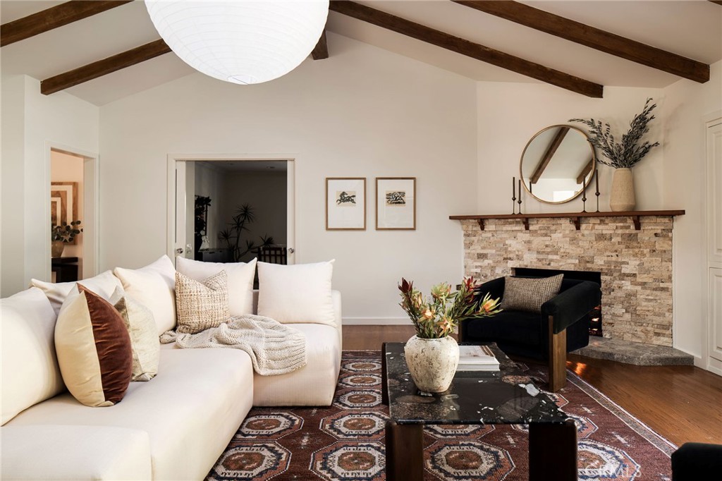 10225 Valley Spring Lane Toluca Lake, CA 91602 - Photo 14 of 37