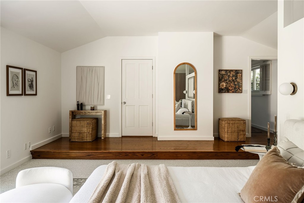 10225 Valley Spring Lane Toluca Lake, CA 91602 - Photo 20 of 37