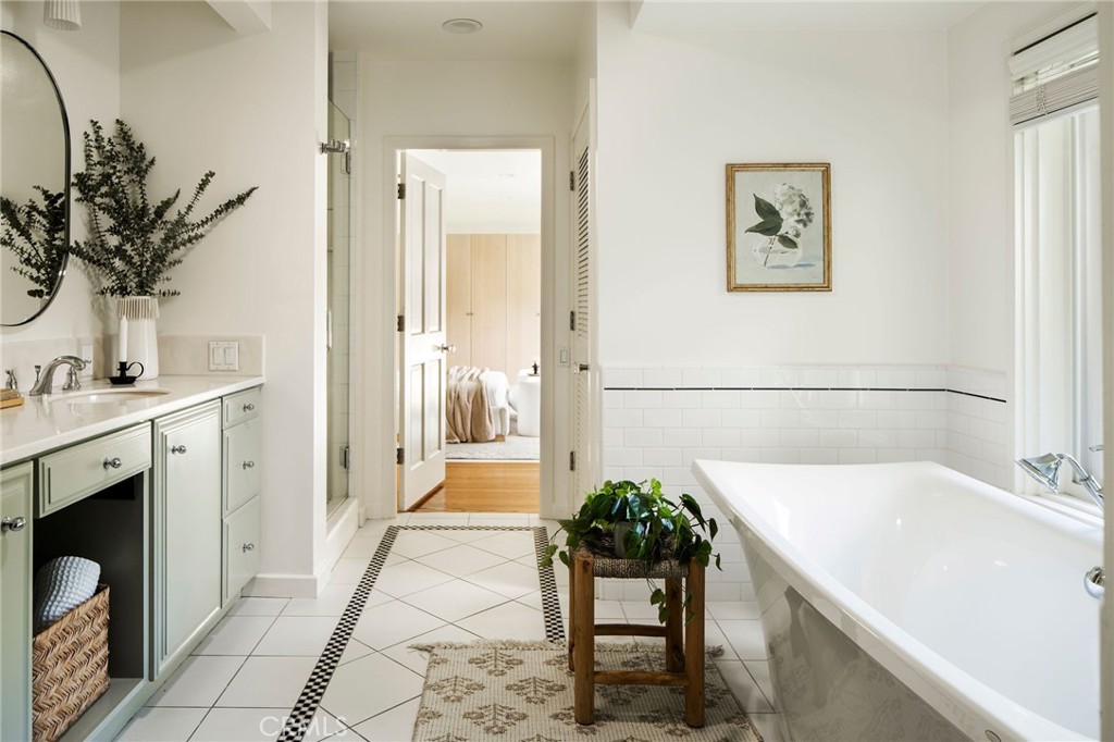 10225 Valley Spring Lane Toluca Lake, CA 91602 - Photo 22 of 37