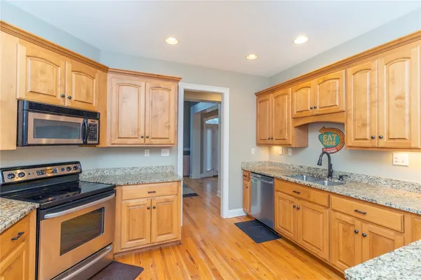 $569,900 | 105 Sycamore Drive, Clemson, SC 29631