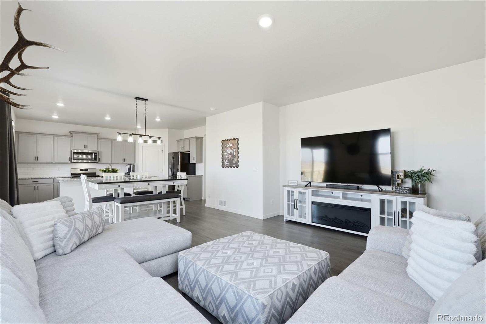 3154 Belleville Ridge Road Elizabeth, CO 80107 - Photo 12 of 41