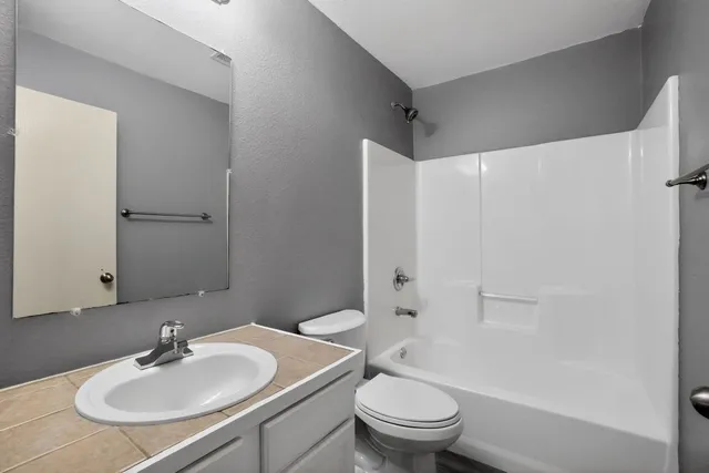 $1,395 | 113 Amber Lane, Jarrell, TX 76537