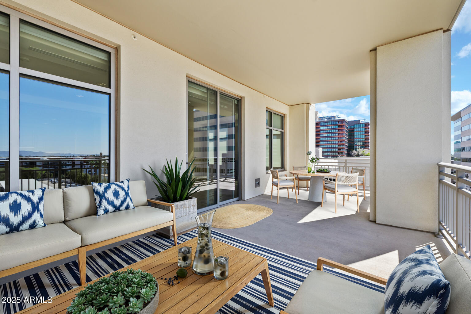 2211 East Camelback Road, Unit 604 Phoenix, AZ 85016 - Photo 16 of 36 2211 E Camelback Rd - 339