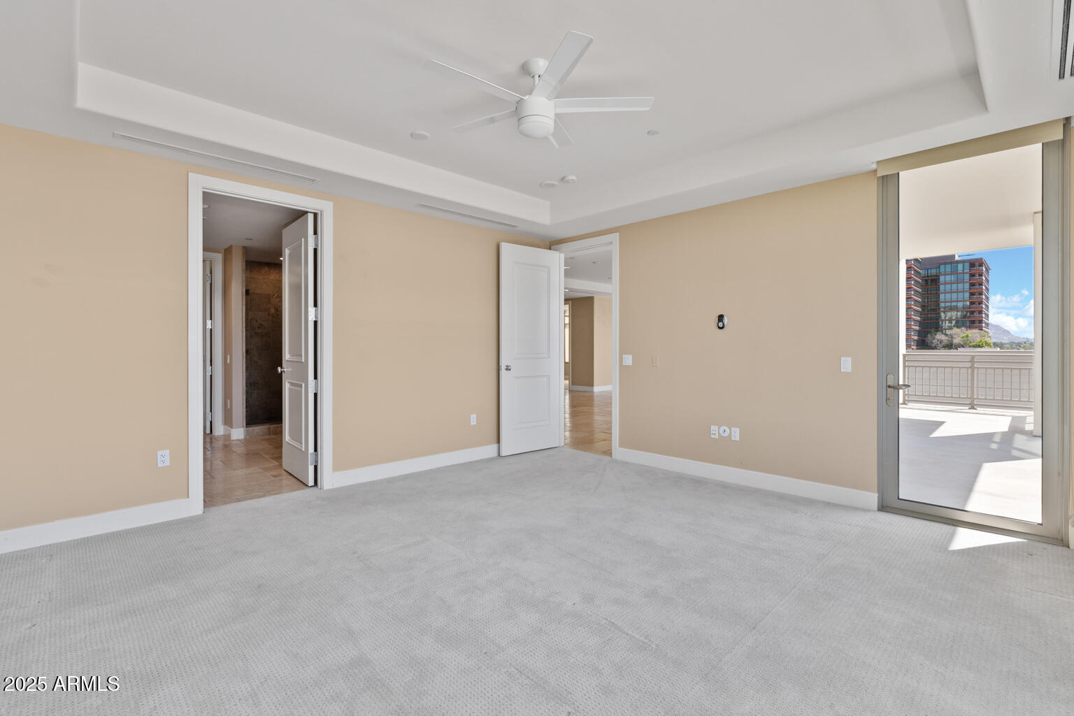 2211 East Camelback Road, Unit 604 Phoenix, AZ 85016 - Photo 23 of 36 2211 E Camelback Rd - 308