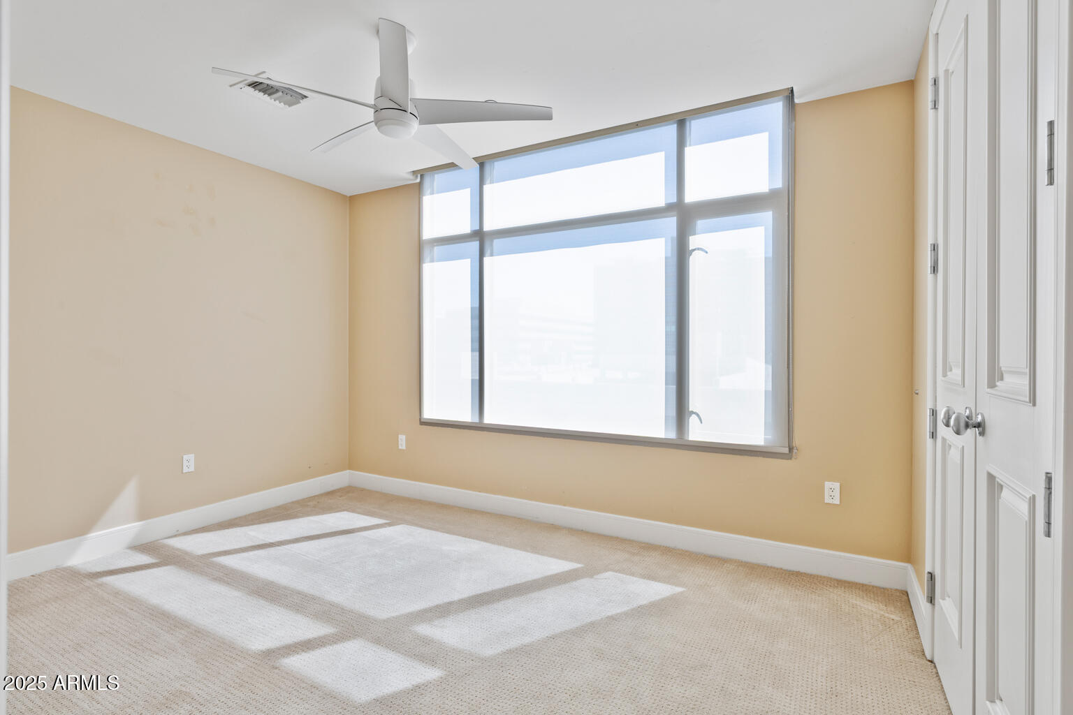 2211 East Camelback Road, Unit 604 Phoenix, AZ 85016 - Photo 24 of 36 2211 E Camelback Rd - 280