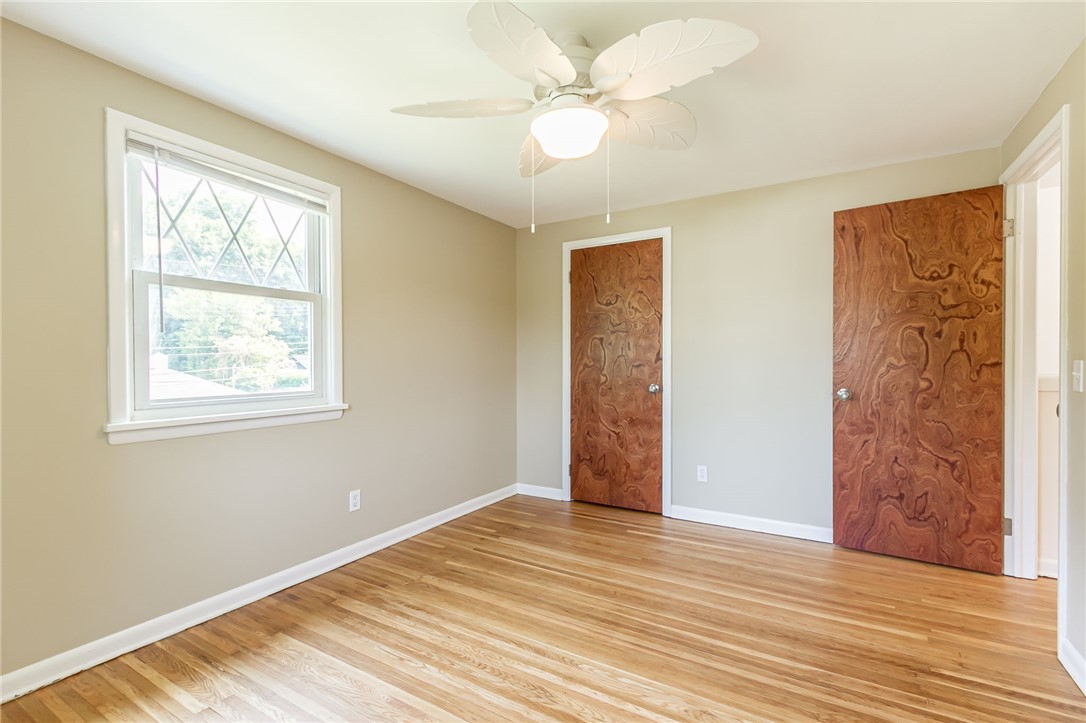 827 Harmon Road Penfield, NY 14526 - Photo 14 of 24