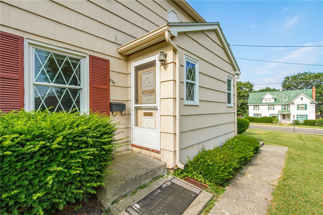 827 Harmon Road Penfield, NY 14526 - Photo 23 of 24