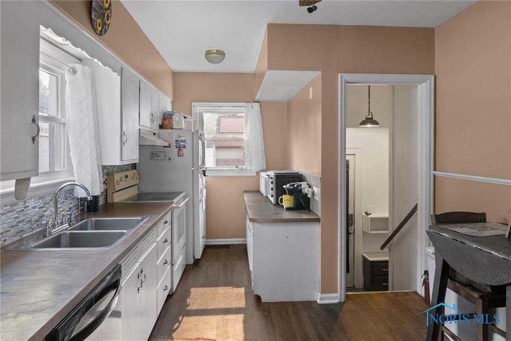 5913 Georgedale Road Toledo, OH 43613 - Photo 10 of 33 Gallery Image 10