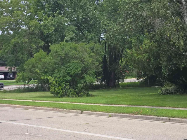 $175,000 | 41 E Vista, Markesan, WI 53946