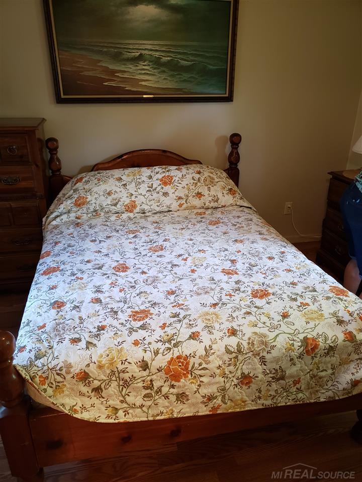 7322 Oak Road Lexington, MI 48450 - Photo 24 of 31 31385665-23.JPG
