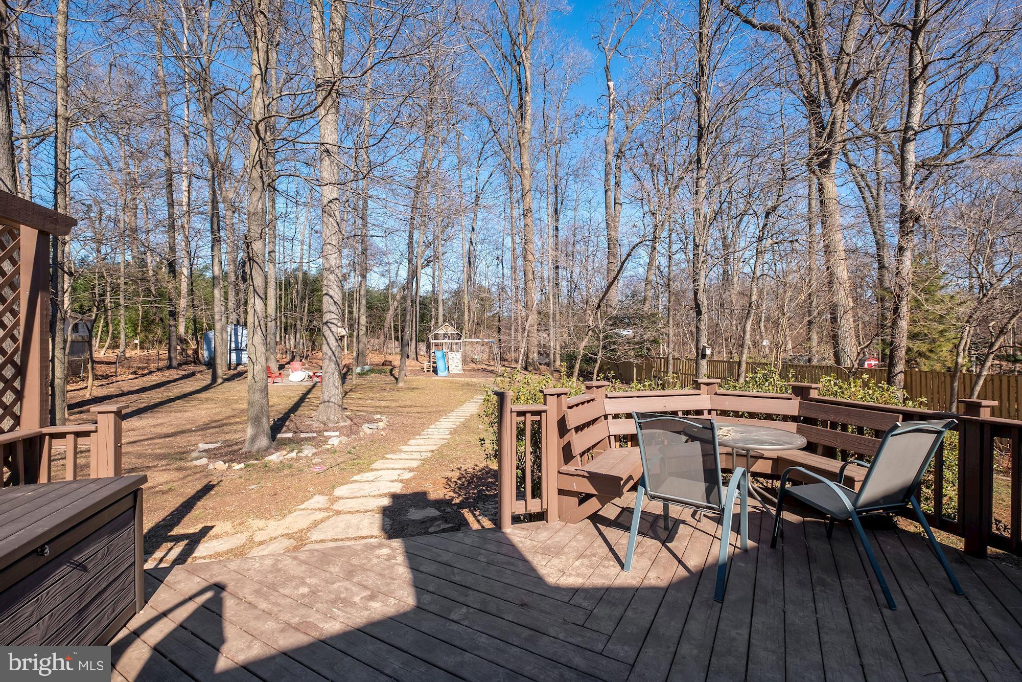 224 Rolling Road Gaithersburg, MD 20877 - Photo 29 of 35 Deck