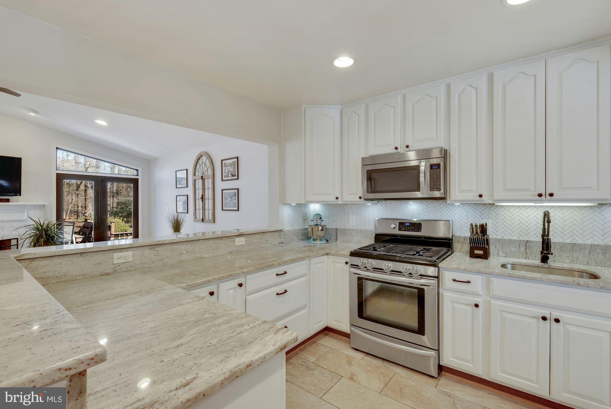 224 Rolling Road Gaithersburg, MD 20877 - Photo 8 of 35 Kitchen