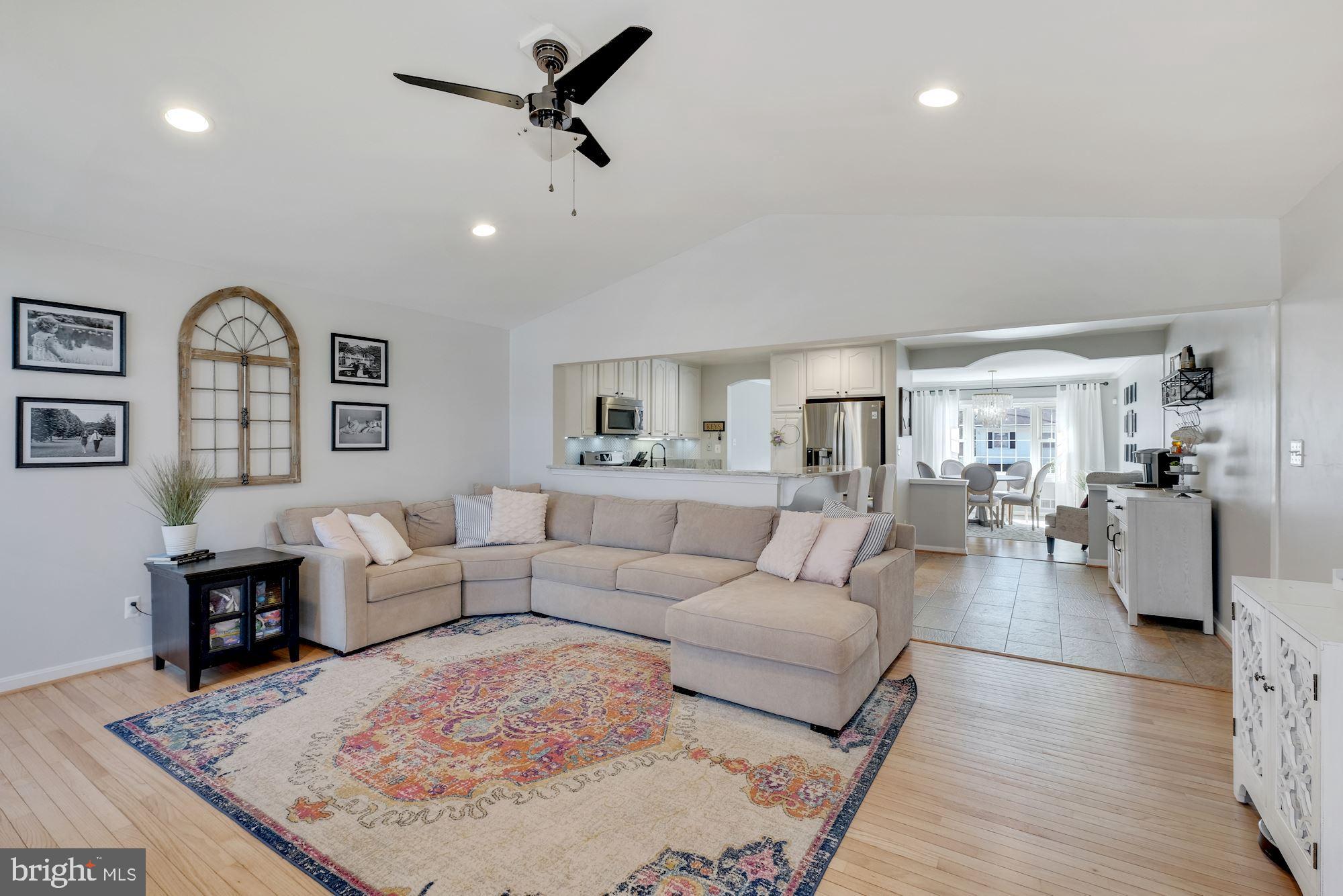 224 Rolling Road Gaithersburg, MD 20877 - Photo 10 of 35 Family Room