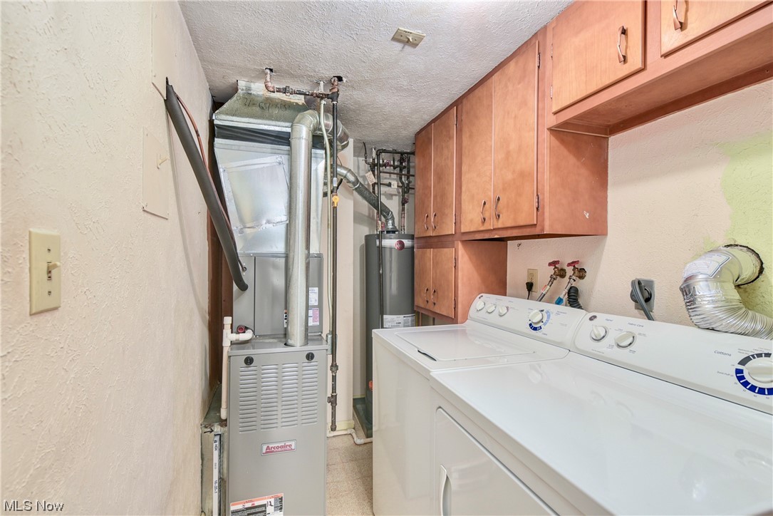 22701 Center Ridge Road, Unit 311 Rocky River, OH 44116 - Photo 27 of 29 In-Suite Laundry