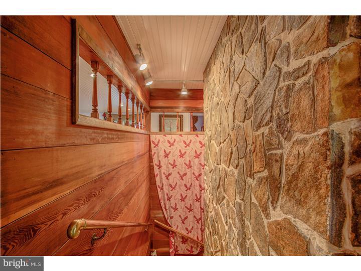 588 East Avondale Road Avondale, PA 19311 - Photo 14 of 25 Gallery Image 14