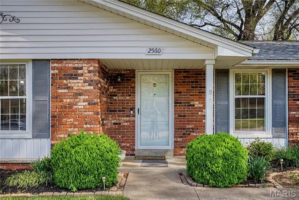 $258,900 | 2560 Meadow Lane, Cape Girardeau, MO 63701