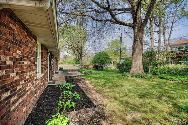 $258,900 | 2560 Meadow Lane, Cape Girardeau, MO 63701
