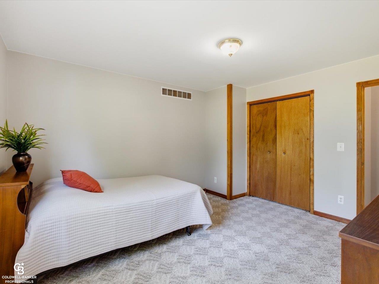 467 Dixie Boulevard Algonac, MI 48001 - Photo 14 of 25