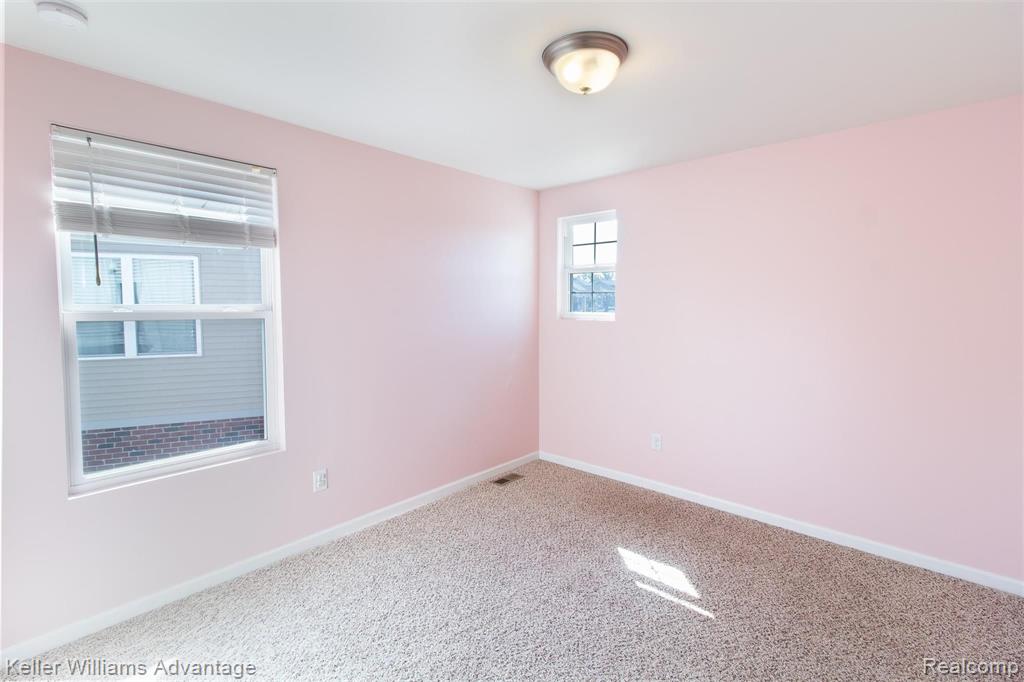 27679 Hartwick Circle Novi, MI 48374 - Photo 34 of 51
