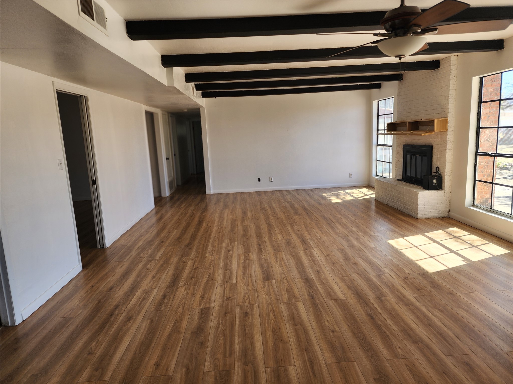 405 Godfrey Avenue Rio Communities, NM 87002 - Photo 9 of 38 Family Room