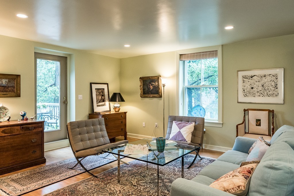 876 Beacon Street, Unit 3 Newton, MA 02459 - Photo 4 of 12