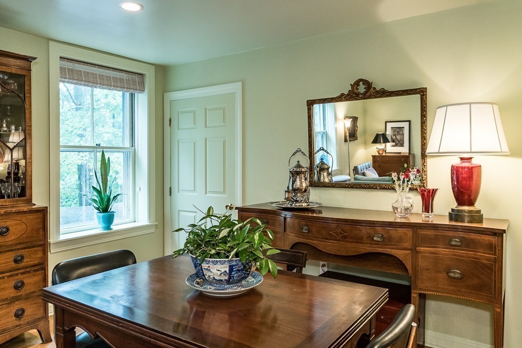 876 Beacon Street, Unit 3 Newton, MA 02459 - Photo 6 of 12