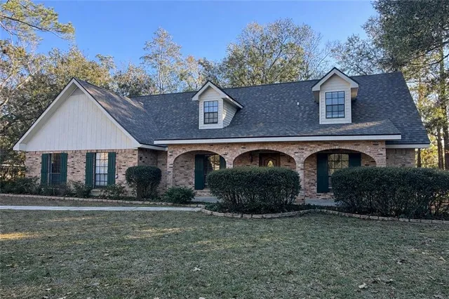 $324,900 | 101 East Queensbury Drive, Slidell, LA 70461