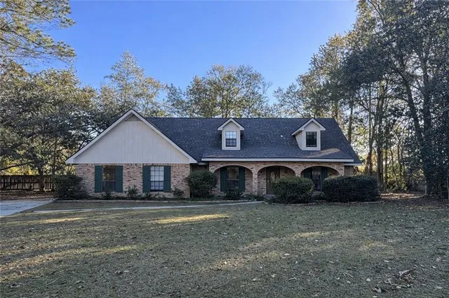 $324,900 | 101 East Queensbury Drive, Slidell, LA 70461