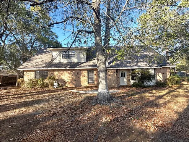 $324,900 | 101 East Queensbury Drive, Slidell, LA 70461