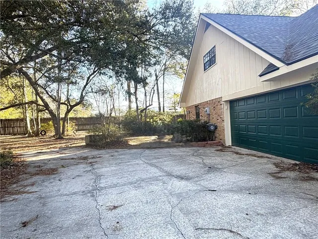 $324,900 | 101 East Queensbury Drive, Slidell, LA 70461