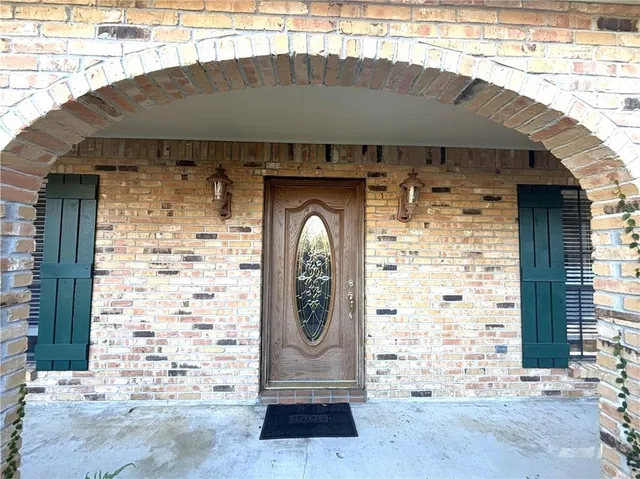 $324,900 | 101 East Queensbury Drive, Slidell, LA 70461