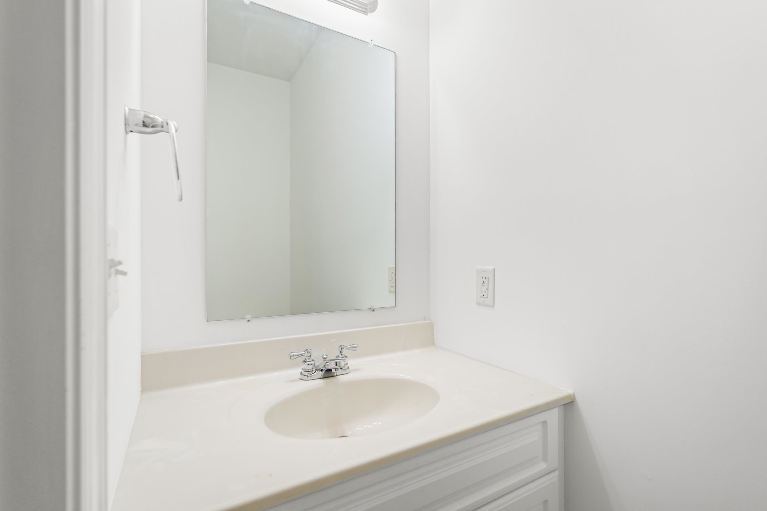 2911 Diamond Spring Lane Harrisonburg, VA 22801 - Photo 19 of 43