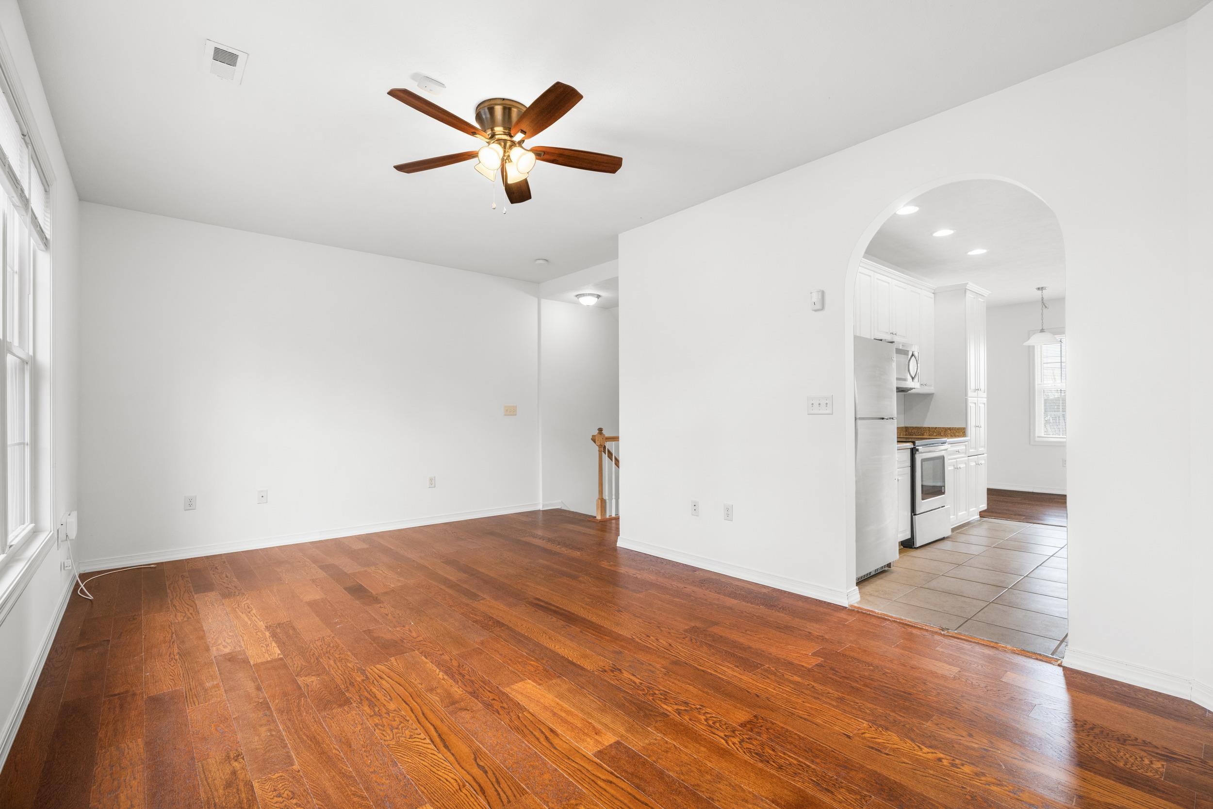 2911 Diamond Spring Lane Harrisonburg, VA 22801 - Photo 7 of 43