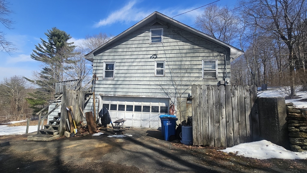 84 Stafford Holland Road Wales, MA 01081 - Photo 8 of 10