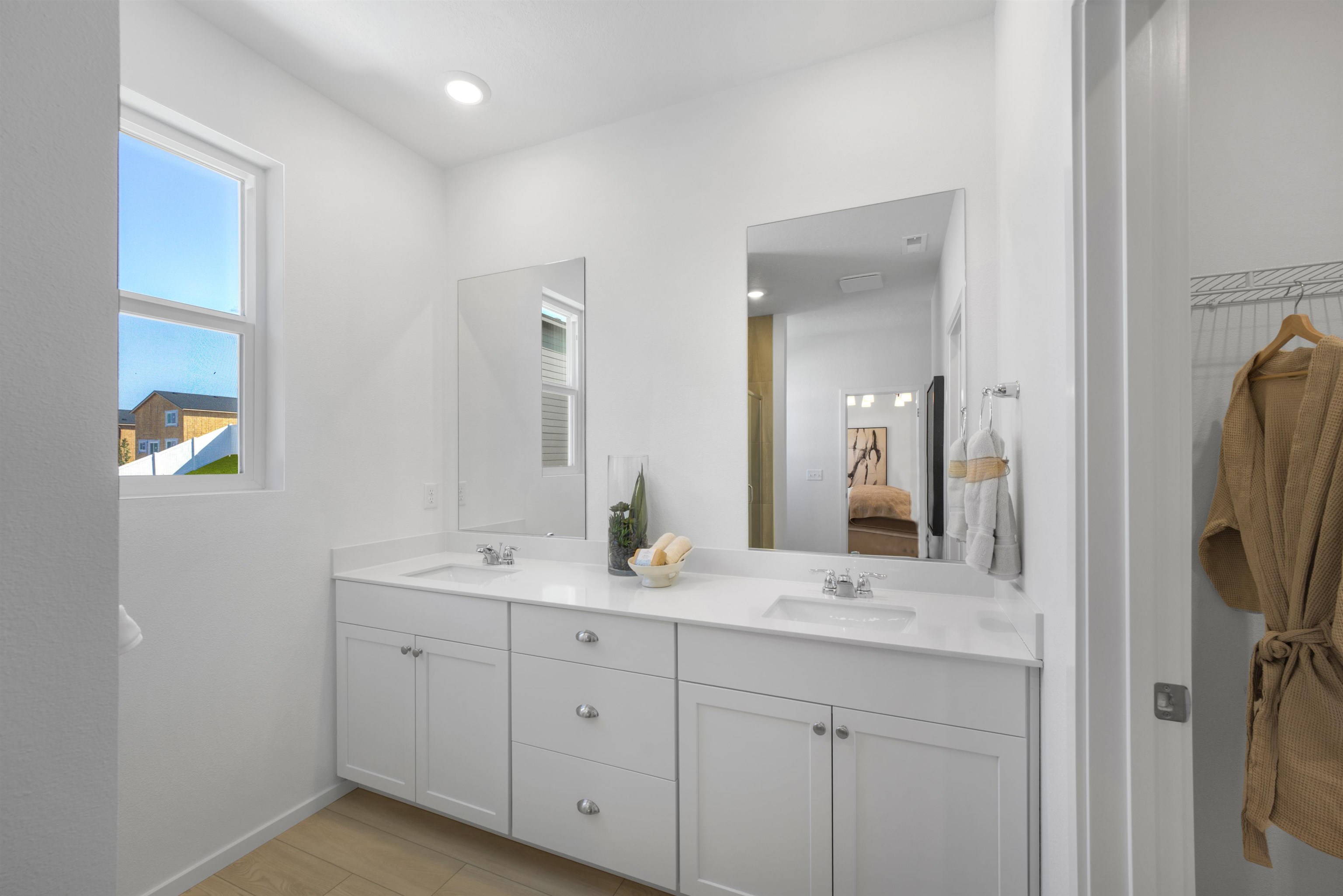 4188 West Vel View Drive Spokane, WA 99208 - Photo 12 of 16