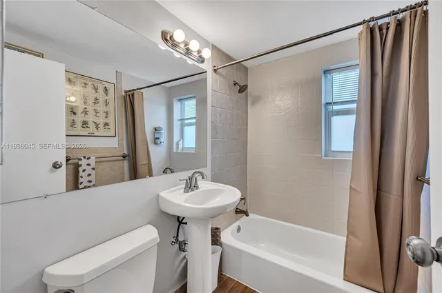 $440,000 | 7621 Southwest 55th Avenue, Unit 22B, Miami, FL 33143