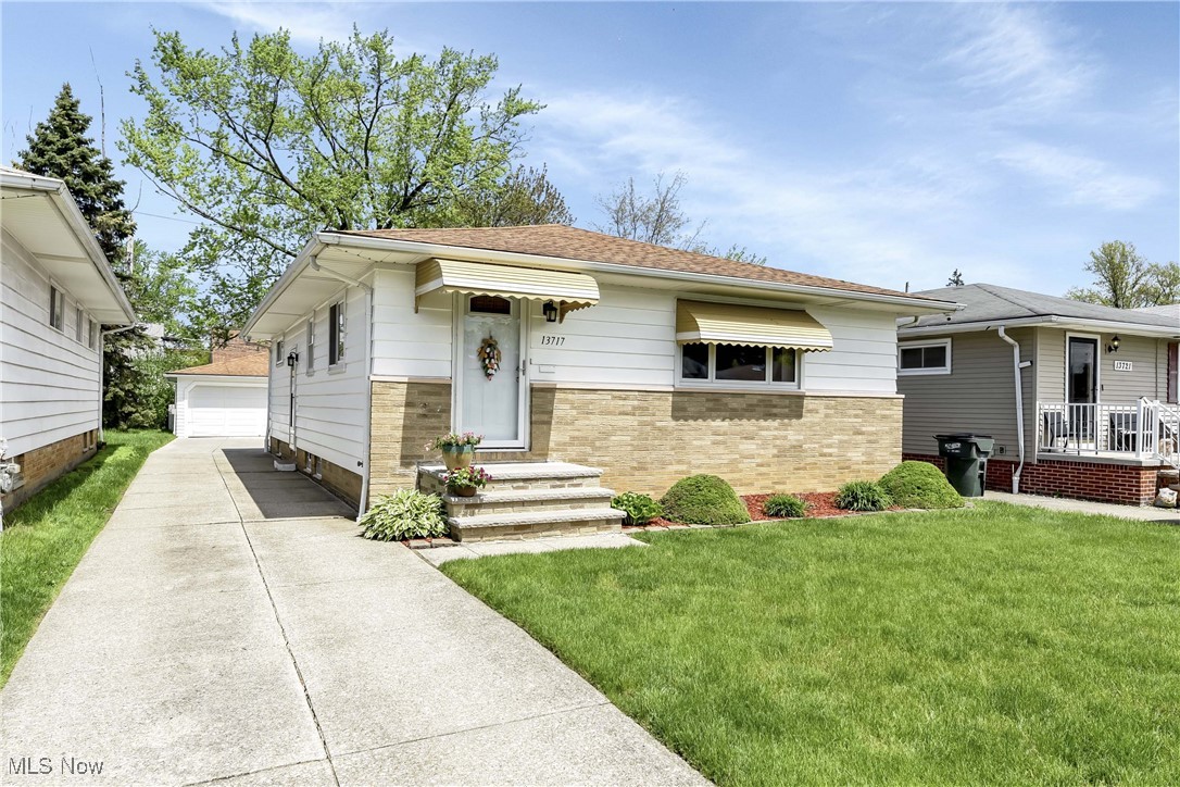 13717 Carpenter Road Garfield Heights, OH 44125 - Photo 10 of 43
