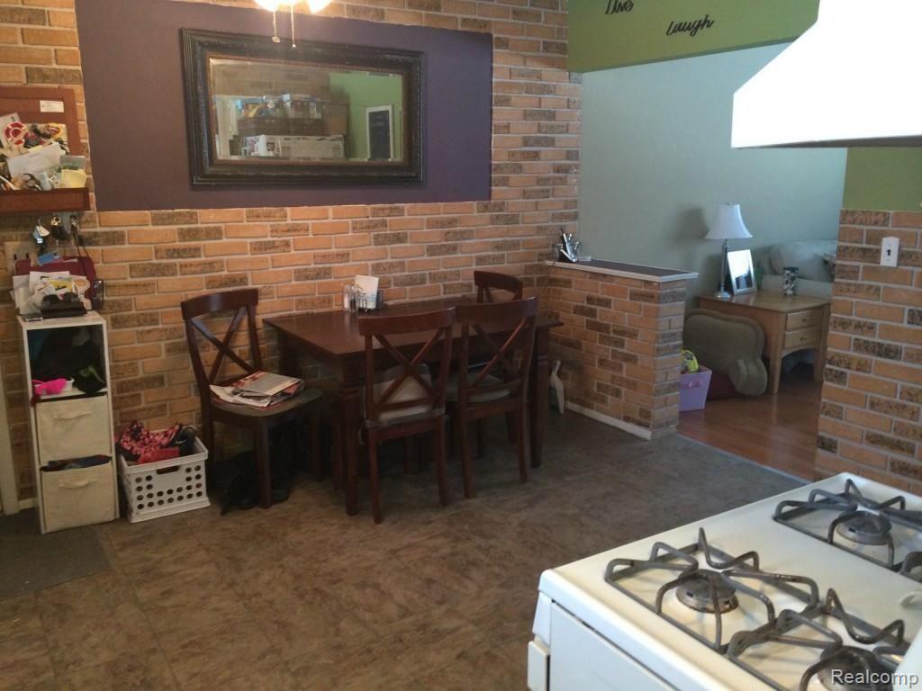 47454 Frederick Road Utica, MI 48317 - Photo 5 of 17 fred 13.jpg